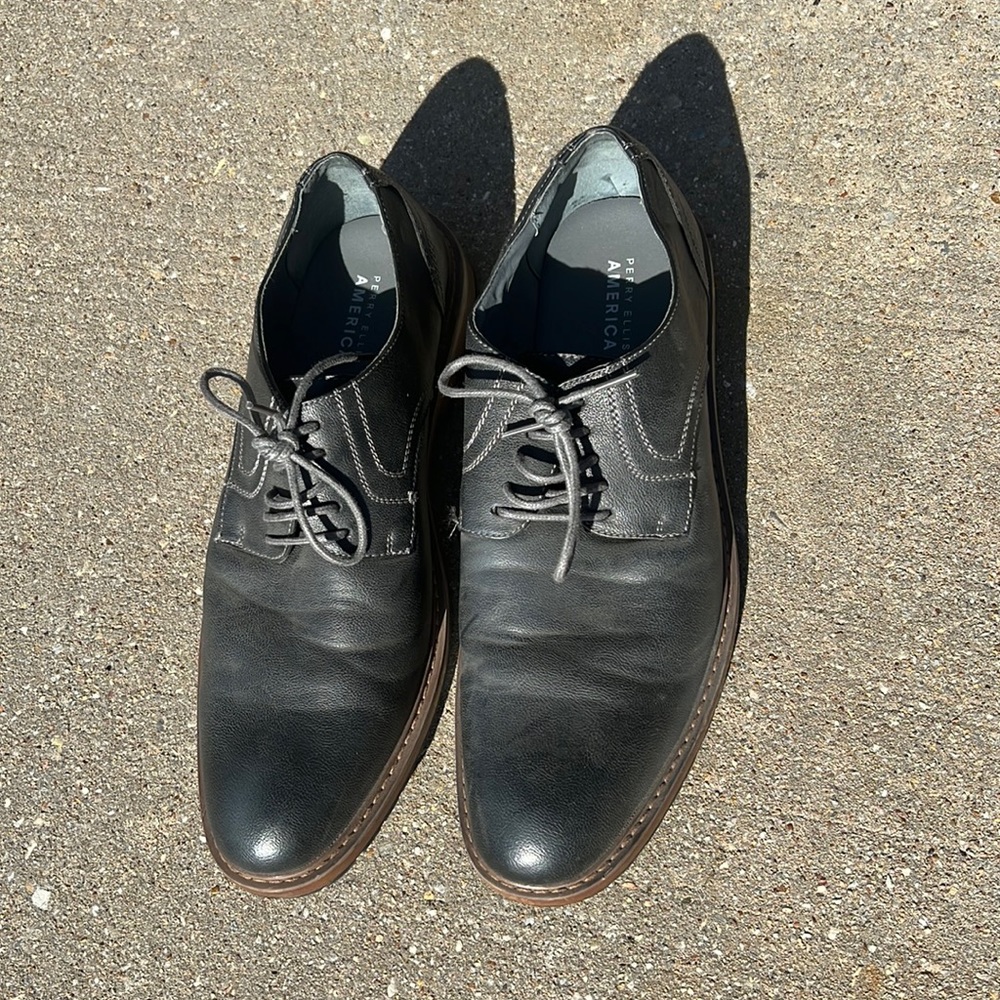 Men’s Grey Dress Shoes